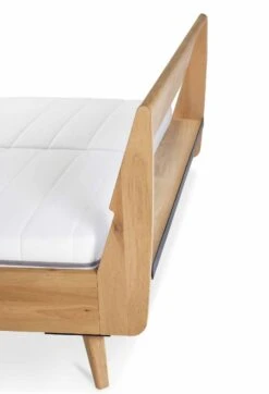 Bettgestell Balance Tender -Deutschland Vtwonen Verkaufs-Shop balance tender 1366x2000 0002 hb 2 1