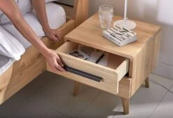 Nachttisch Balance Curve Mit Schwarzen Metallgriffen -Deutschland Vtwonen Verkaufs-Shop balance tender sfeer nk 002 2