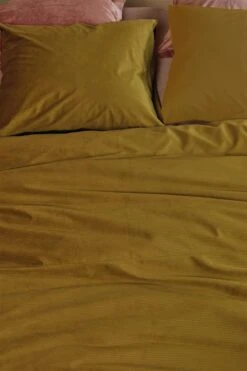 At Home By Beddinghouse Cosy Corduroy Bettwäsche Ocker -Deutschland Vtwonen Verkaufs-Shop cosy corduroy ochre 40 detail large