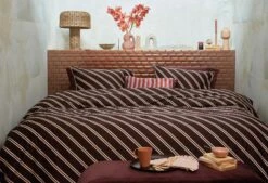 VTwonen Vt Wonen Diagonal Bettwäsche Dunkelrot -Deutschland Vtwonen Verkaufs-Shop diagonal dark red 01 mood