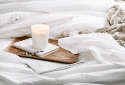 Duftkerze Moments Fresh Linen  -Deutschland Vtwonen Verkaufs-Shop freshlinen 0618 candle 1