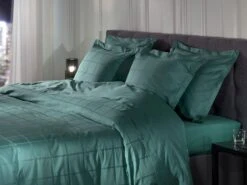 Heckett & Lane Diamante Bettwäsche Mineral Grün -Deutschland Vtwonen Verkaufs-Shop heckett lane dekbedovertrek katoen satijn diamante mineral green sfeer 2