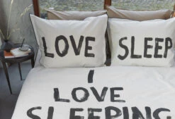 Vtwonen Love Sleep Bettwäsche Natural 9 Vtwonen Love Sleep Bettwäsche Natural -Deutschland Vtwonen Verkaufs-Shop love sleep natural de uv 155x220 60