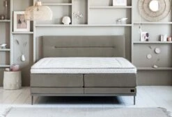 Boxspringbett Lifestyle Cinnamon -Deutschland Vtwonen Verkaufs-Shop ls cinnamon major thyme front kaal
