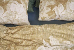 At Home By Beddinghouse Pencil Rain Bettwäsche Ocker -Deutschland Vtwonen Verkaufs-Shop pencil rain ochre de uv 135x200 60