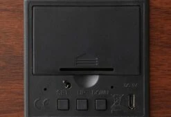 Digitaler Holz Wecker 14 Digitaler Holz Wecker -Deutschland Vtwonen Verkaufs-Shop wooden clock bediening 1