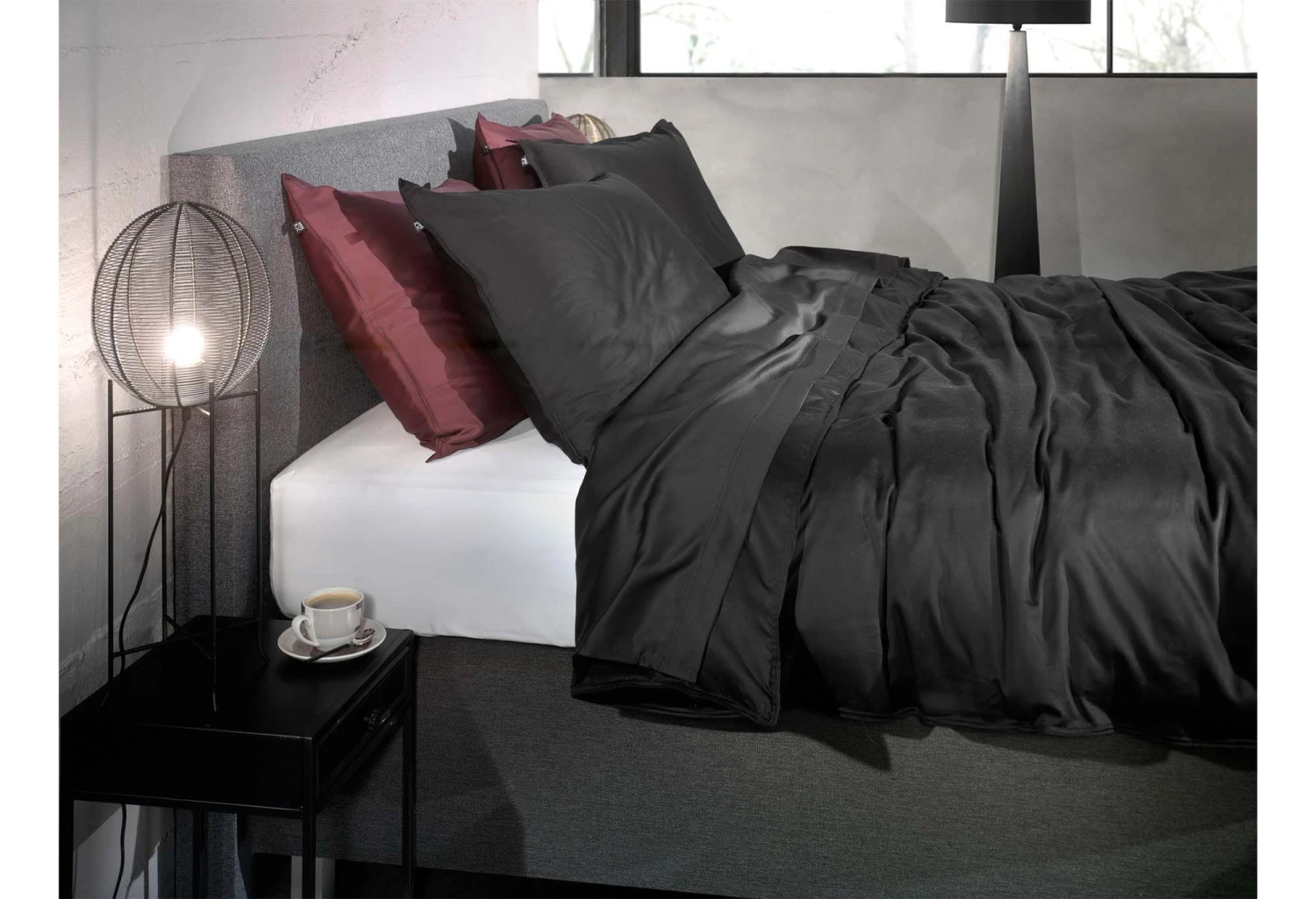 Zo!Home Satinado Bettwäsche Nachtschwarz 2 Zo!Home Satinado Bettwäsche Nachtschwarz – Bild 2